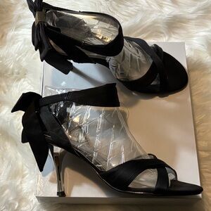 FIONI Black Satin Heels with Bow Detail